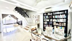 Blk 705 Hougang Avenue 2 (Hougang), HDB Executive #456709791